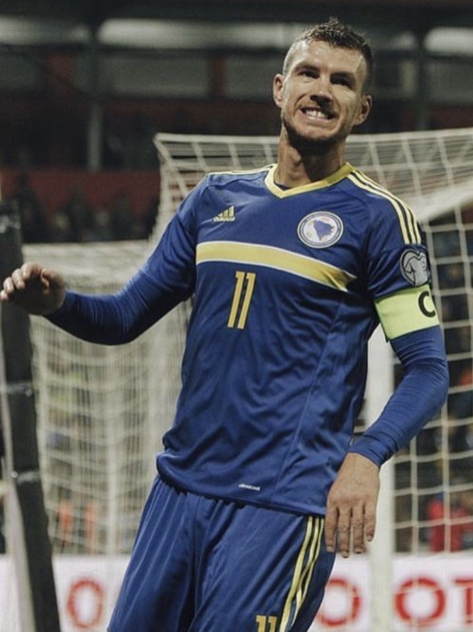 RLRDc, 年以来代表, inews